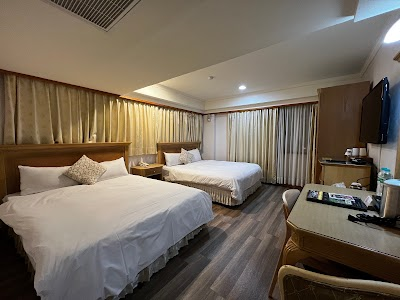 Cambridge Hotel Tainan Branch