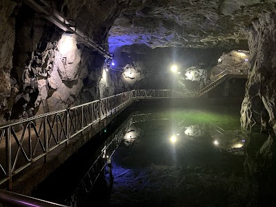 Zhai Mountain Tunnel